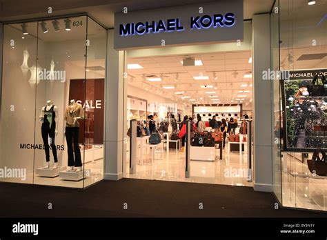 michael kors vaughan mills.